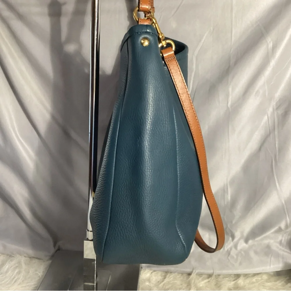 Marc Jacobs Blue Pebbled Leather Hobo Shoulder Bag with Long Strap